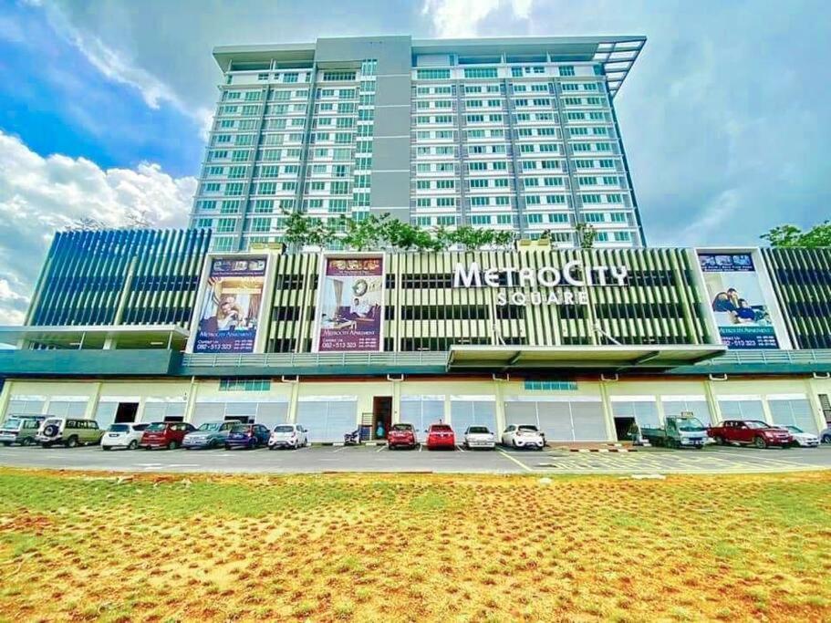 Nz Homestay Metrocity Square Kuching Exterior photo